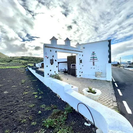 Grande Casa Con Terraza, Barbacoa Y Vista A La Montana Casa vacanze