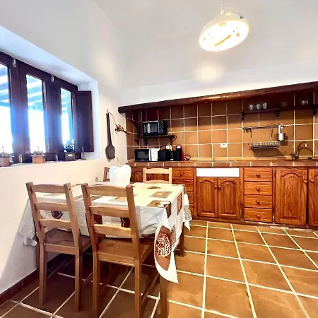Casa vacanze Grande Casa Con Terraza, Barbacoa Y Vista A La Montana Haría
